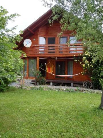 Фото номера Дом с 3 спальнями Лоджи The Wooden House г. Moldoveneşti 18